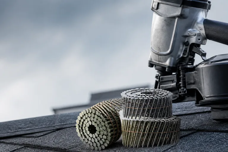 Roofing Coil Nails for Asphalt Shingle Projects: Specification Choices for Trade Buyers